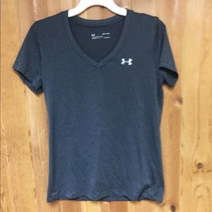 Under Armour women’s tee Small